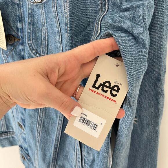 NEW Lee Blue Denim Floral Embroidery Jacket Size Small - Picture 3 of 7